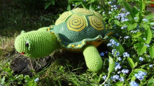 jucarii ecologice