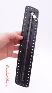 Full Zipp - fermoar 30 cm cu bordura gaurita integrala din piele ecologica pt genti crosetate - Negru