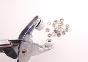 Cleste Patent pt Capsat Capse Mercerie