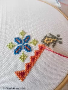 Cusatura in punct de cruciulita_ie_Drops Muskat