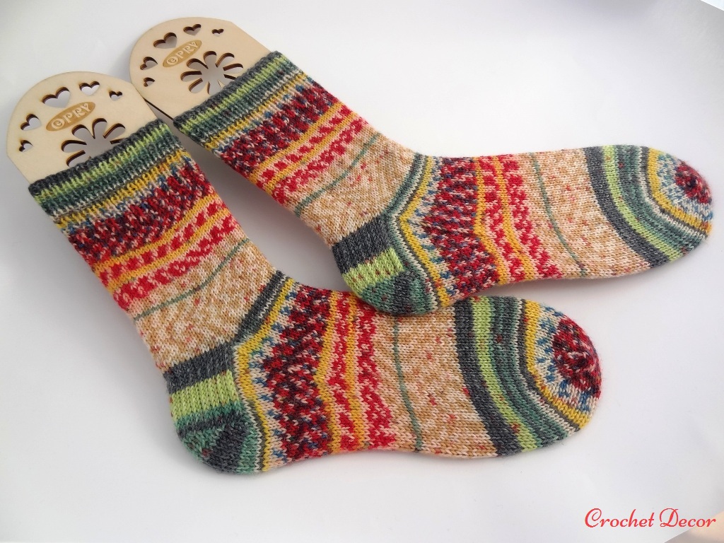 Sosete tricotate manual din fir pentru ciorapi cu lana_Opal_Crochet Decor_5