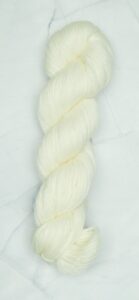 Fir de tricotat si crosetat vopsit manual TERRA 75% lana merino superwash, 25% nylon - Symfonie by KnitPro_culoare SS2001 - JASMINE