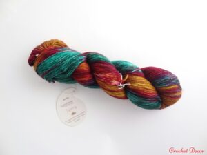Scul-fir-variegat-pentru-sosete-Terra-Symfonie-Yarns_Party-Lights