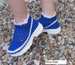 Botine crosetate manual_calcai inclinat_talpa Korea_fir Alize Diva Silky Effect