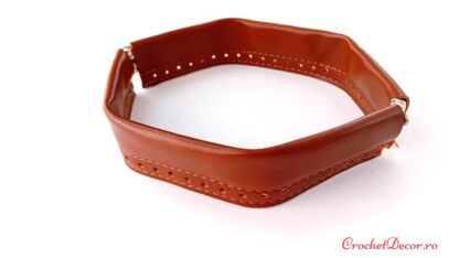 Ramă AGNES – articulată, închidere magnetică cu bordură din piele ecologică găurită_Mica 20 cm_Maro Natur