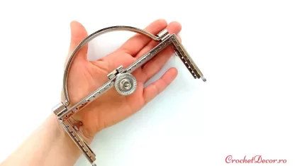 Rama metalica EMILY lungime 15,5 cm_pt posete crosetate_cu maner