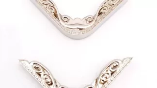 Colturi metalice MARI 4,5x4,5 cm_pentru genti crosetate_Culoare_Argintiu