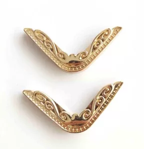 Colturi metalice MARI 4,5x4,5 cm_pentru genti crosetate_Culoare_Auriu