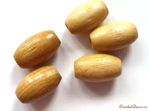 13_Capete pentru sireturi_Margele din lemn_Model 4 Maro Natur_Mari_2,5 cm