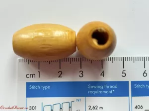 15_Capete pentru sireturi_Margele din lemn_Model 4 Maro Natur_Mari_2,5 cm_3