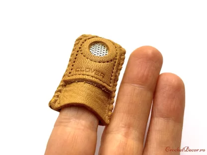 CLOVER Degetar pentru cusut din piele naturala_5